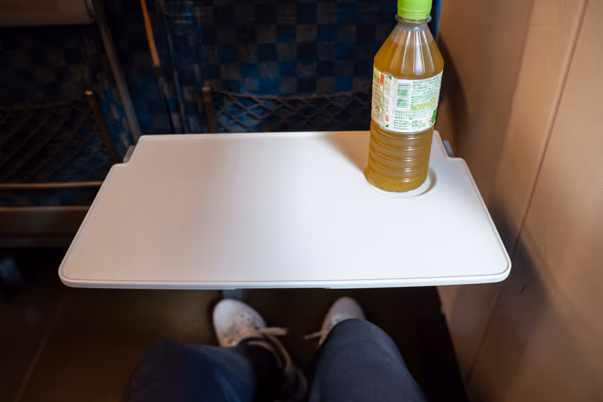 樱花号的自由席座椅空间